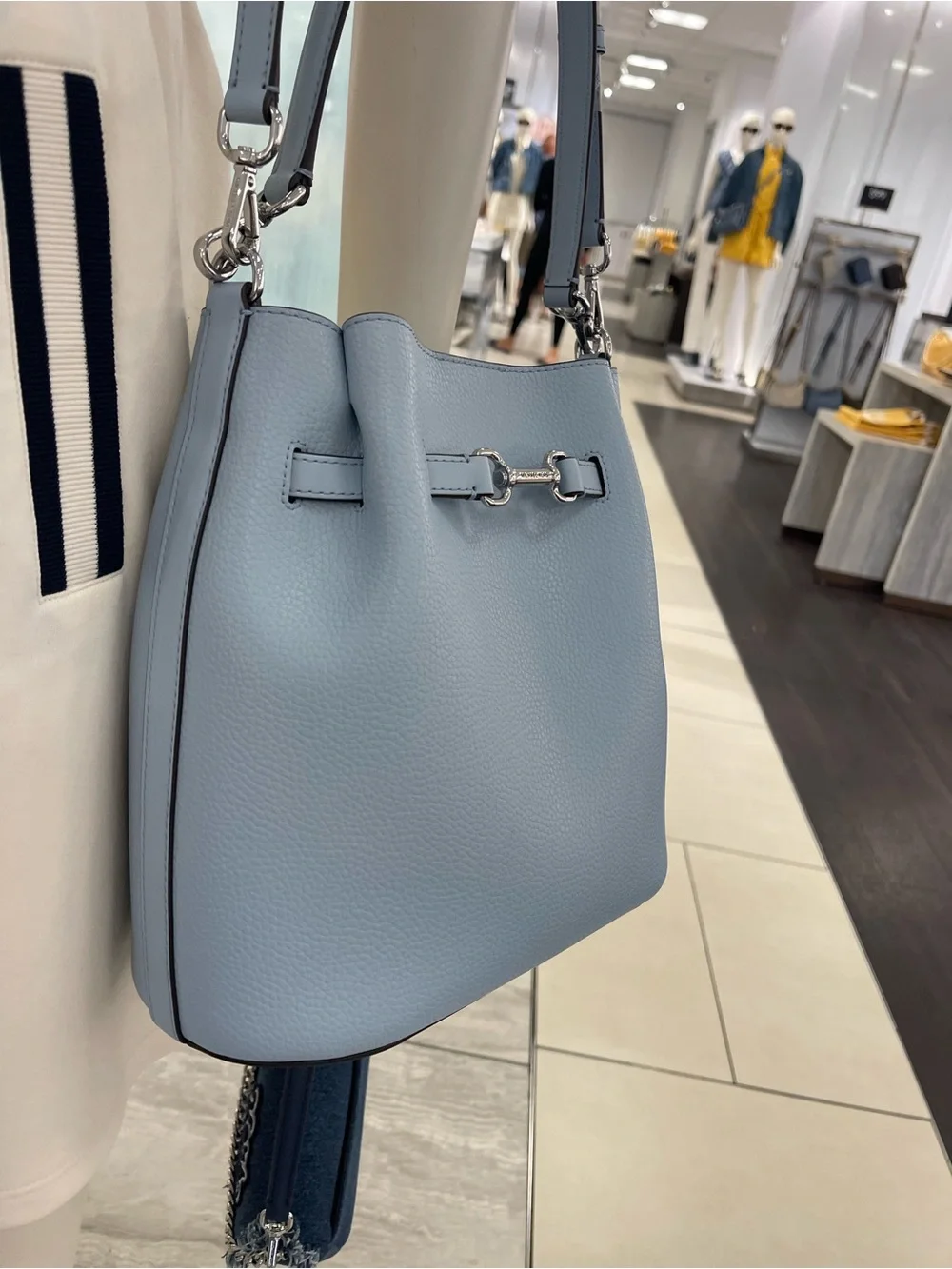 Michael Kors Carson Md Pebbled Leather Convertible Bucket Crossbody Shoulder NWT